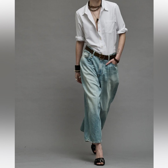 R13 cropped wide leg; multiple styling options 4 effortless cool. LIGHT wash - Picture 15 of 16
